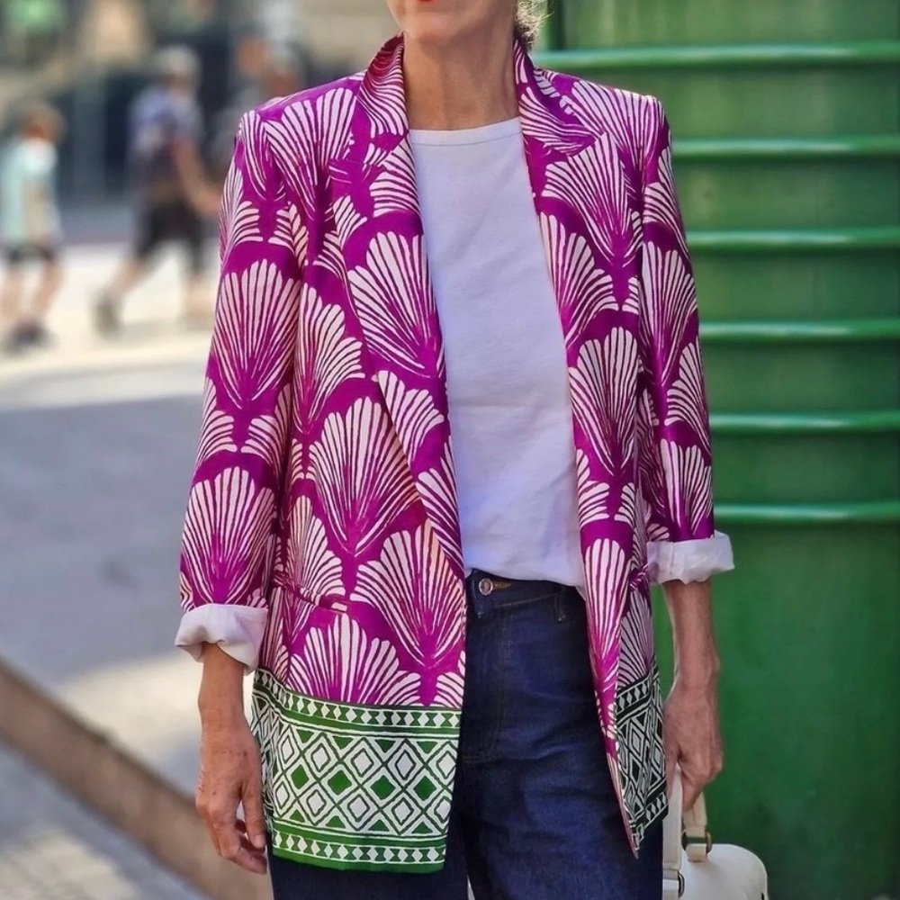 NWT Zara Women’s Satin‎ Effect Printed Blazer Jacket Green Purple White Medium - Picture 3 of 9